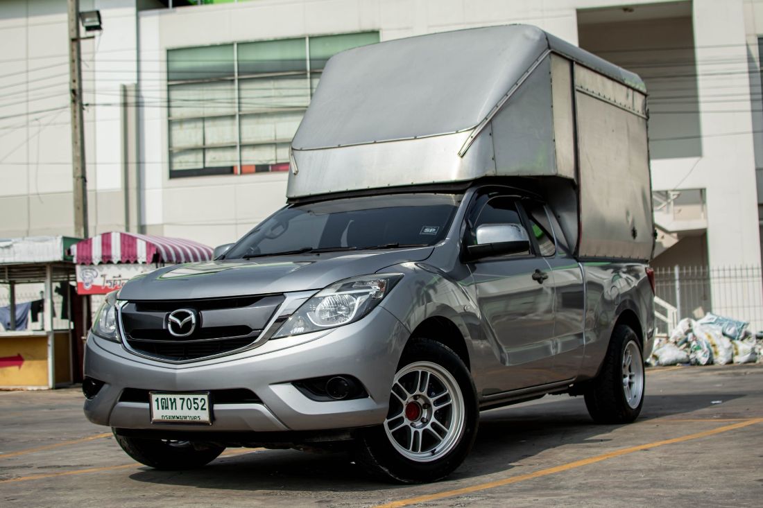 Thumbnail [100%x225]